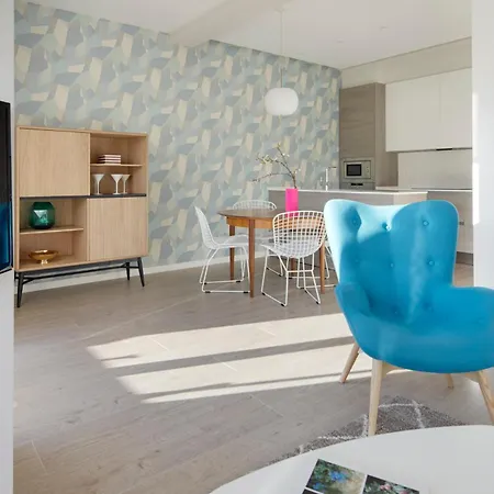 Jai Alai By Feelfreerentals アパート